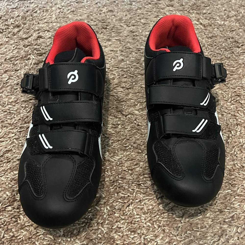 Peloton spin shoes